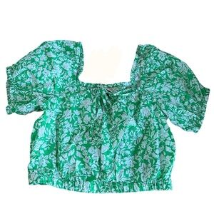 Universal Thread Women's Green Floral Short Sleeve Peasant Top
